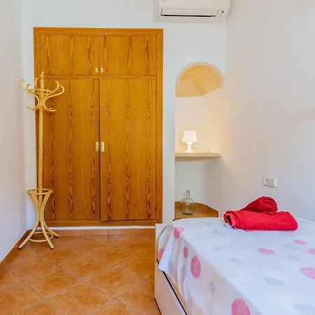 Holiday home Es Tres Pins